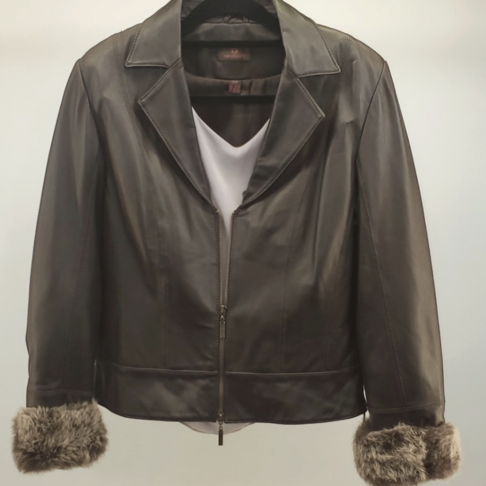 Danier Leather Dark Brown Women's Fur Cuffed Jacket, Size M